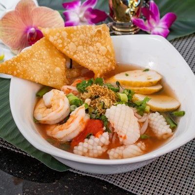 Seafood Yen Ta Four