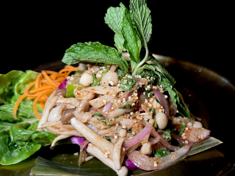 Larb Organic Mushroom