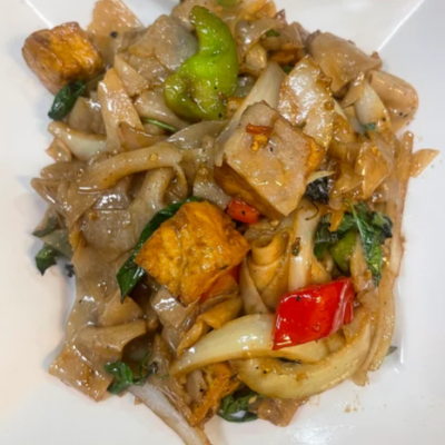 28. Drunken Noodle