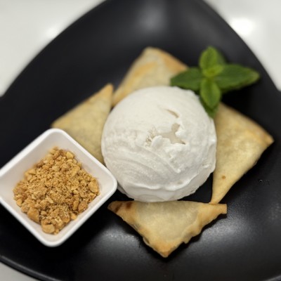 Fried Banana with Coconut Iced Cream
