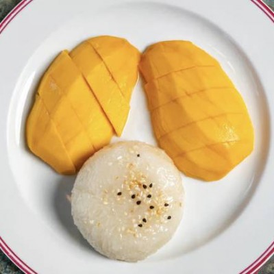 Mango w/ Sweet Rice
