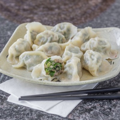 Beef with Chives Dumpling (牛肉韭菜水饺）