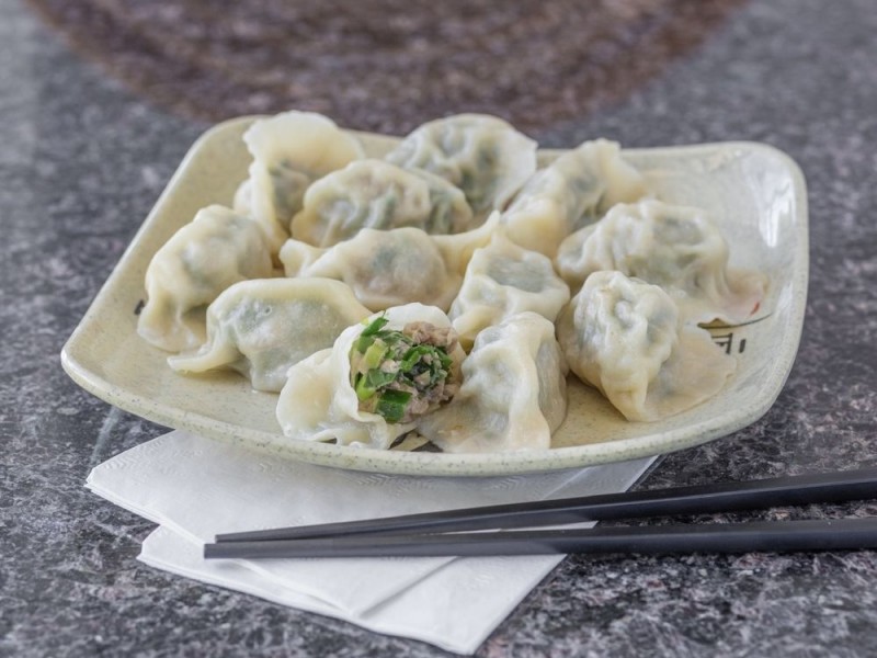 Beef with Chives Dumpling (牛肉韭菜水饺）