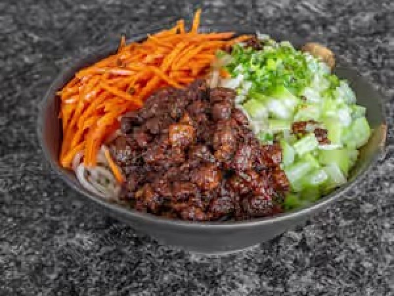 Zha Jiang Noodles炸酱面