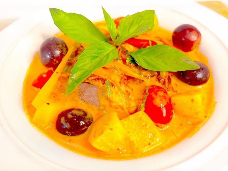 Lychee Duck Curry