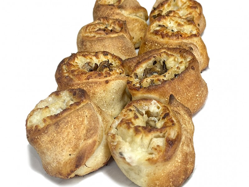 Chicken Alfredo Pizza Rolls