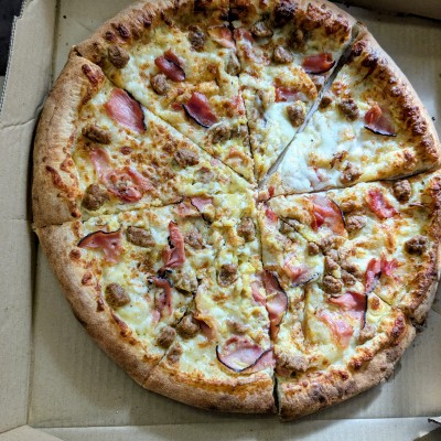 Breakfast Pizza (Egg, Ham & Sausage)