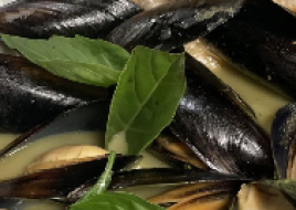 Green Curry Mussels