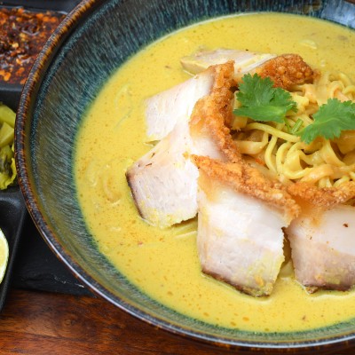 Khao Soi - Crispy Pork