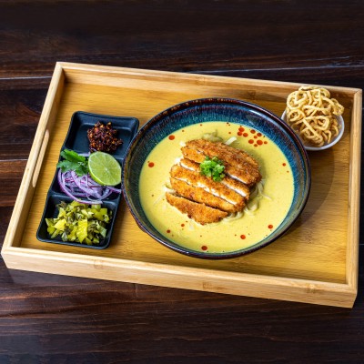 Khao Soi - Crispy Chicken