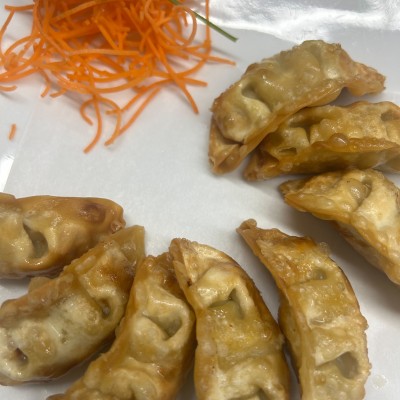 Chicken Pot Stickers (8 pcs.)