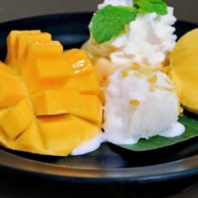Mango Sticky Rice lce Cream