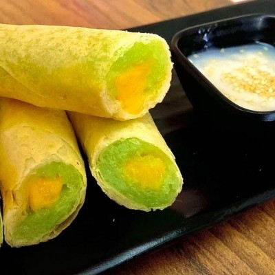 Mango Sticky Rice Rolls