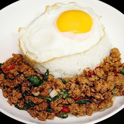 THAI-STYLE PAD KRA PAO