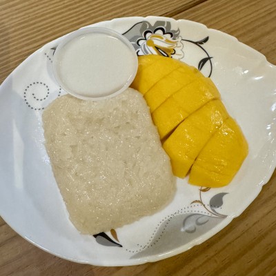 D1 Mango with Sweet Sticky Rice