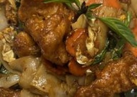 Crispy Chicken Drunken noodle