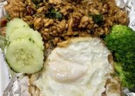 Ka prow gai sub (Thai basil with ground chicken) 👍 🌶️🏆