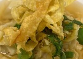 Wonton noodle soup