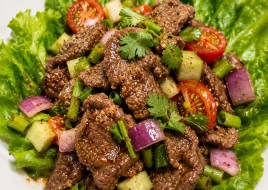 Yum Nua *