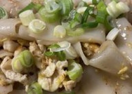 NP6  Kua Gai Noodles