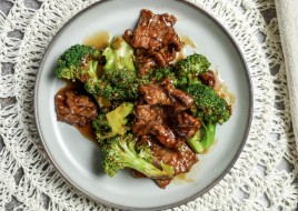 Beef with Fresh Broccoli