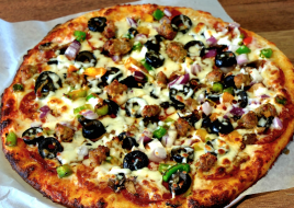 Deluxe Pizza