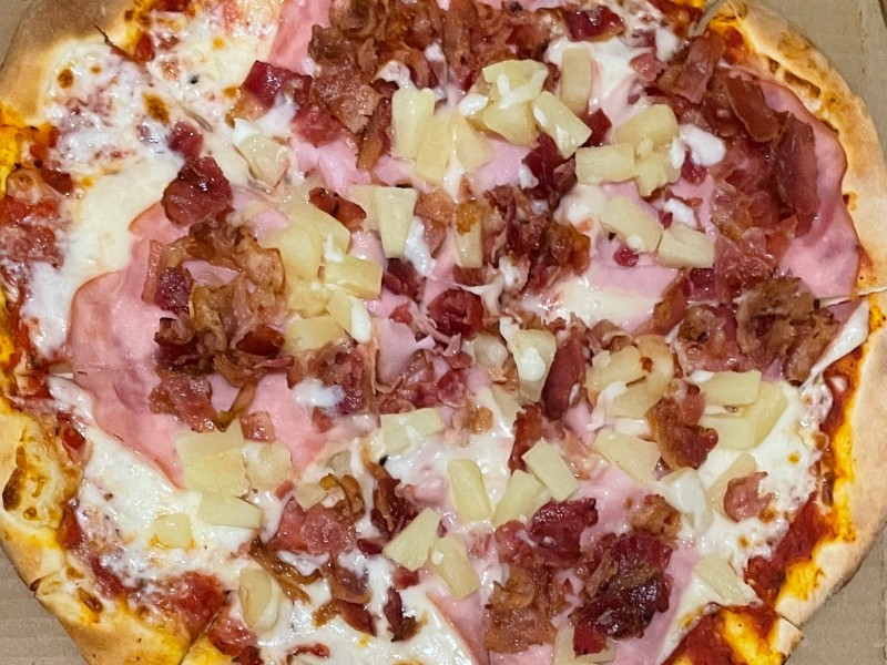 Hawaiian Pizza