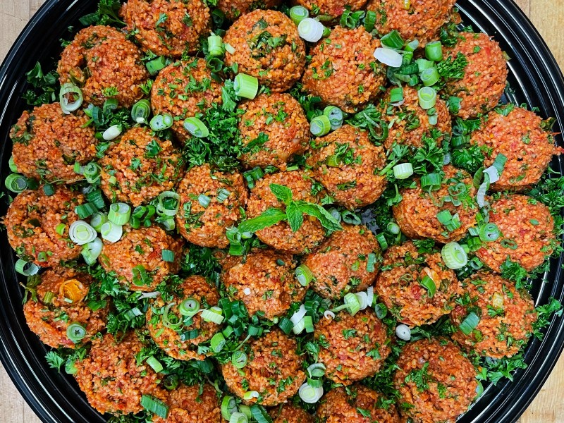 Eech Platter