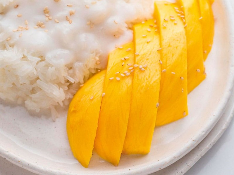 Mango with Sweet Sticky Rice