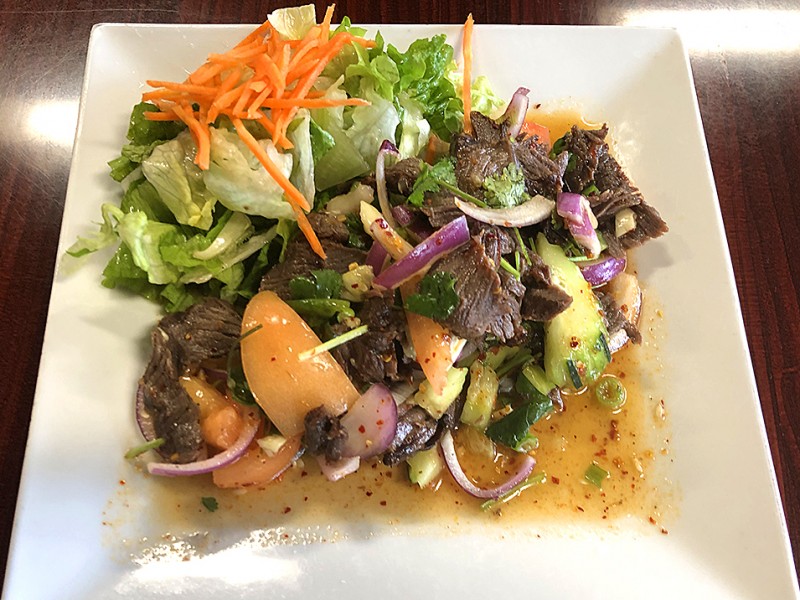 Yum Nuar (Spicy Beef Salad)