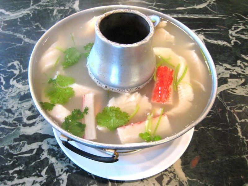 Spicy Seafood Soup (Poa Tak)