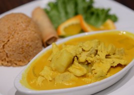 Yellow Curry Chicken Dinner