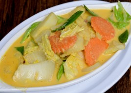 Vegetable Curry with Bean Curd