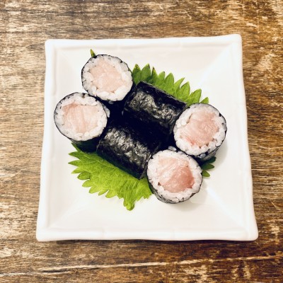 Yellowtail Roll