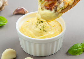 Home Garlic Dipping Sauce 