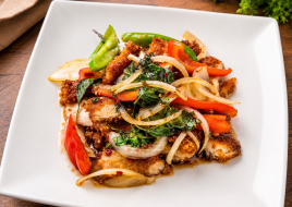 Spicy Basil Crispy Chicken