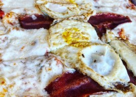 Breakfast Pizza