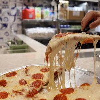 Artisan Flatbread Pizza or Traditional Pizza