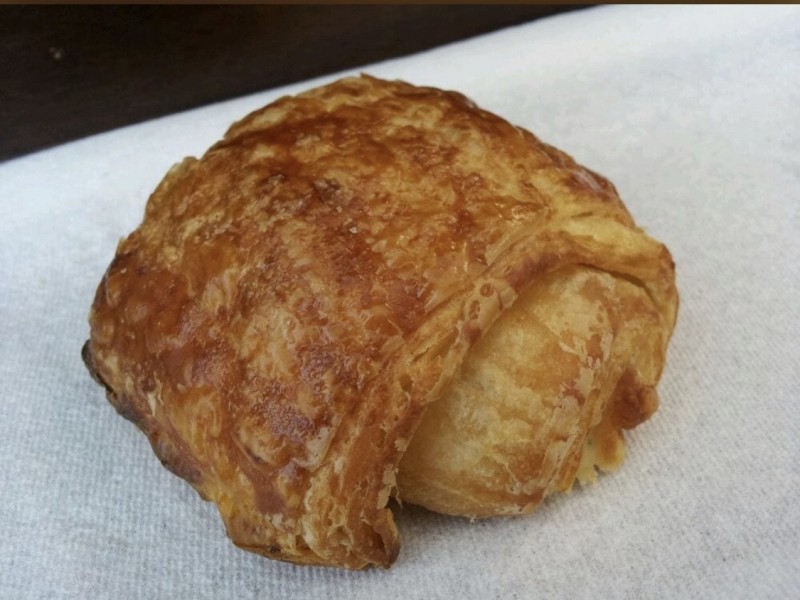 Sage Cheddar Croissant