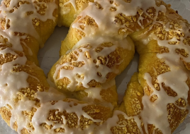 Pretzel Coffee Cake 