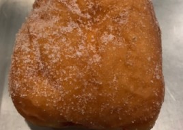 raspberry bismark with sugar 