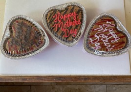 Heart  shape choco chip cake (sm)