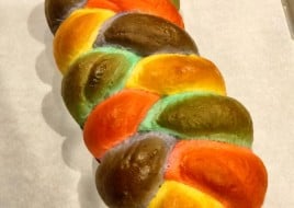 Rainbow bread (24oz)