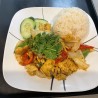 R6 CHICKEN SAUTEED W/LEMONGRAS