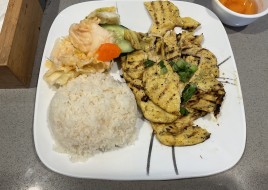 R9 GRILLED CHICKEN W/LEMONGRASS