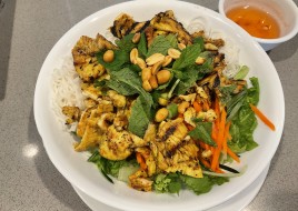 V7 GRILLED CHICKEN W/LEMONGRASS