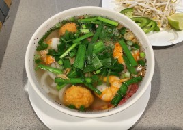 H2 BANH CANH DAC BIET