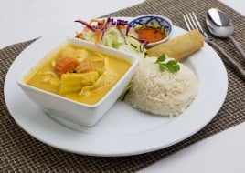 L9. Yellow Curry Lunch Special
