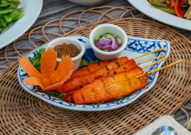 Chicken Satay ( 4 pieces )