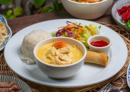 L9. Yellow Curry Lunch Special